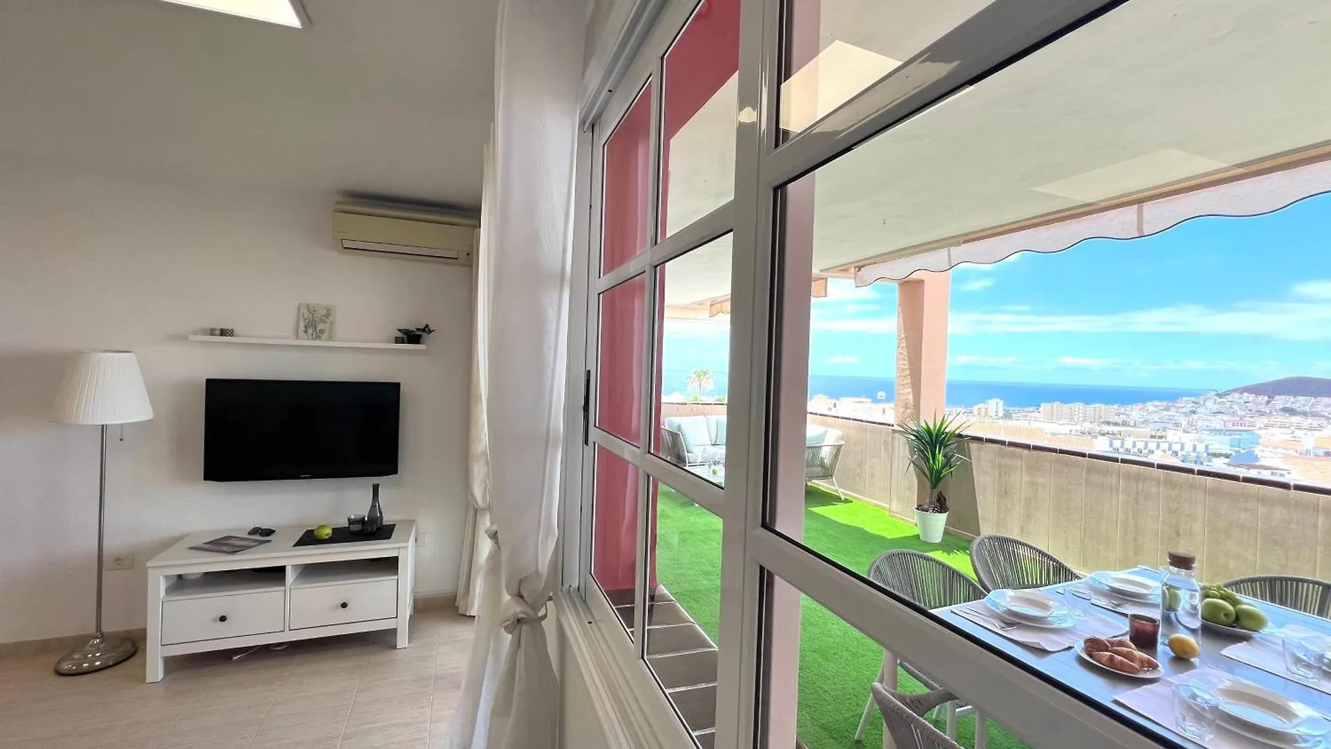 Paulmarie Family Apartment Panoramic Los Cristianos   Los Cristianos (Tenerife)